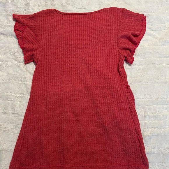 BOUTIQUE TOP - Picture 2 of 2